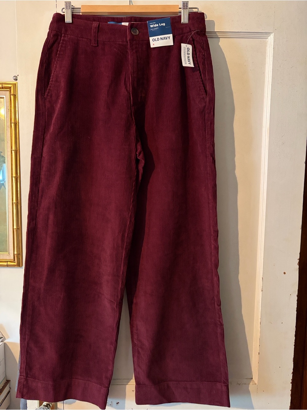 Old Navy Wide-Leg Corduroy Pants in Burgundy - Picture 4 of 4